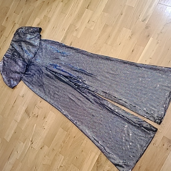 🥰Turn Heads in this Strapless Jumper🥰 - Picture 5 of 13